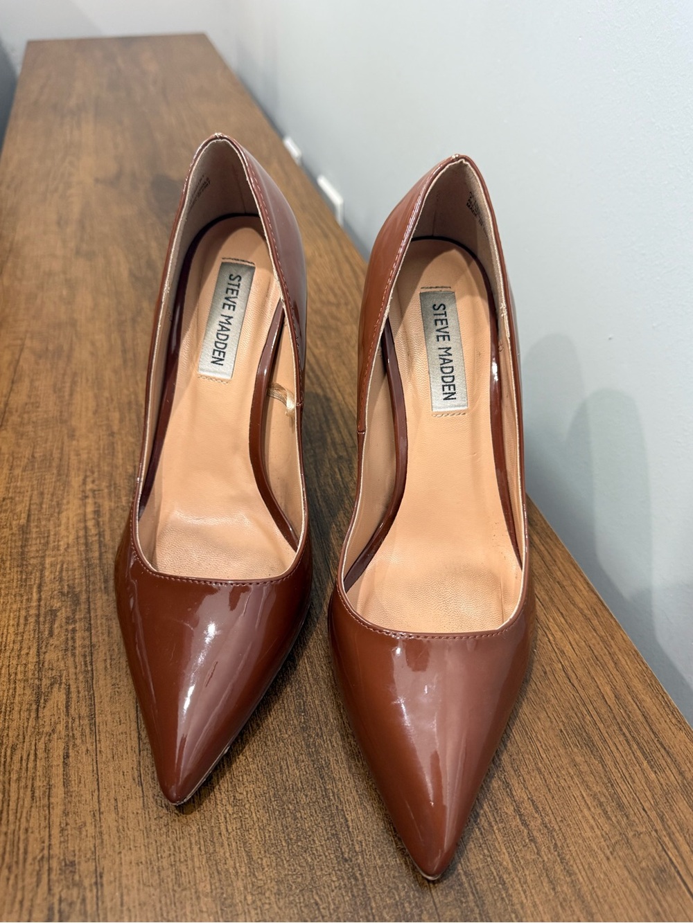 Steve Madden Women’s Brown Patent Pointed Toe Pumps
